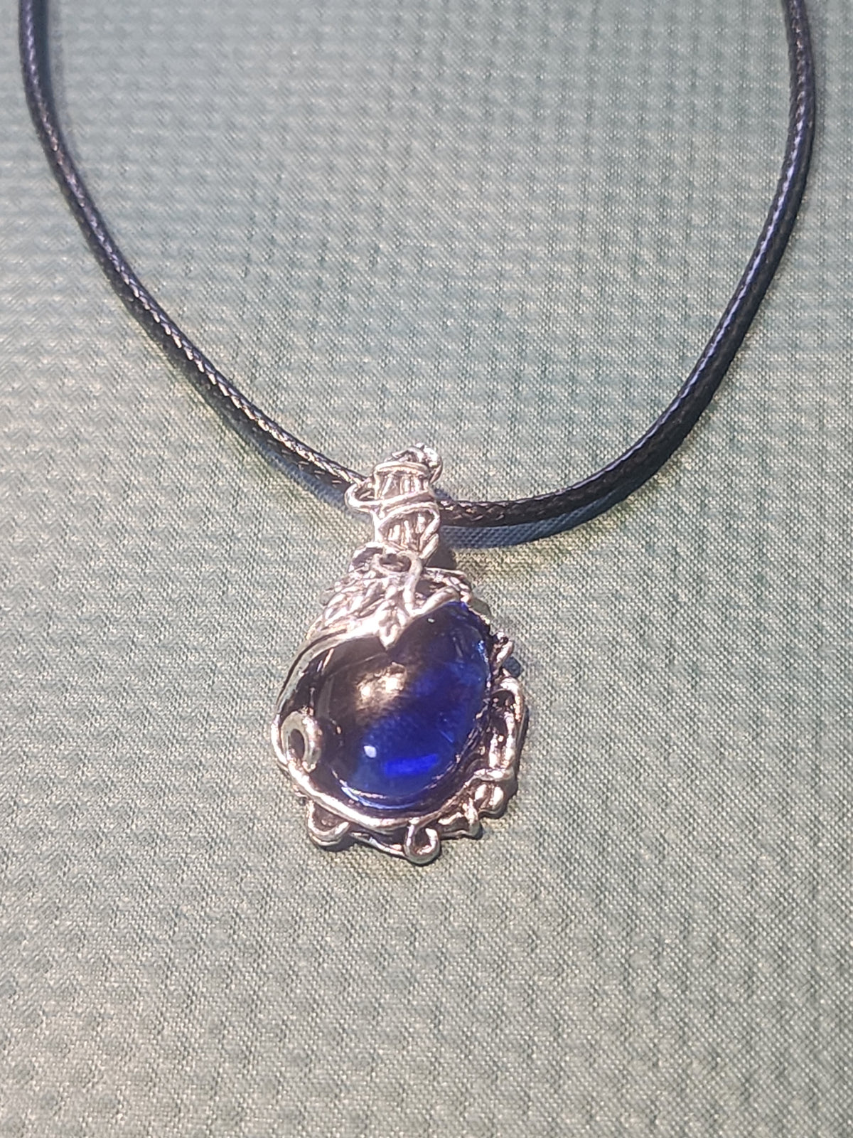 Stone pendant with beautiful silver outerlay
